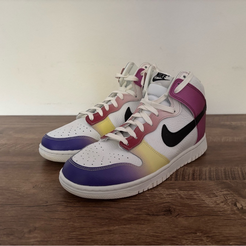 Wmns Dunk High 'Multi-Color Gradient' size 10.5